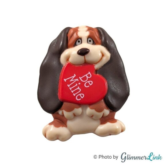 Vintage 1986 Hallmark Valentine's Day Basset Hound Be Mine Plastic Brooch Pin - Picture 1 of 7